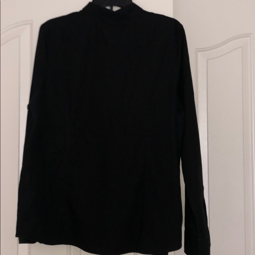 Button up - Picture 4 of 4